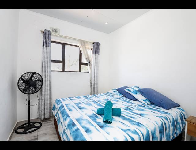 6 BEDROOM FREEHOLD FOR SALE IN BLUFF